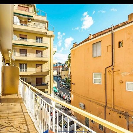 Casa Girasole Sanremo Centro Apartamento Exterior foto